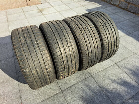 Letní pneu Nokian 235/45 R17 - 2