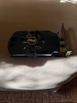 Asus phoenix Radeon RX 550 - 2