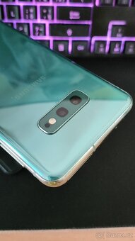 Samsung Galaxy S10 e 6/128GB - 2