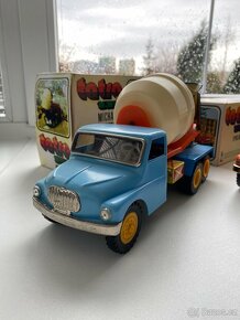 Tatra KDN staré hračky - 2