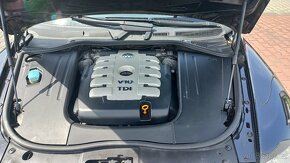 VW Touareg V10 5,0 TDI, 4x4 - 2