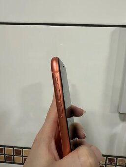 Apple iPhone XR Coral 64GB - 2