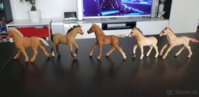 Schleich koně hříbata Horse Club specální edice z časopisů 2 - 2