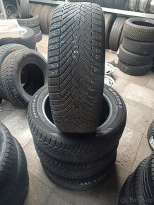 235/55/19 Pirelli - 2