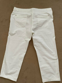 Dámské bílé 3/4 kalhoty vel.44 - top stav - 2