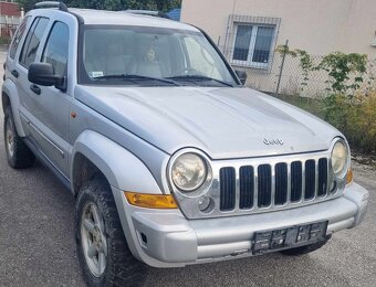 Rozprodám Jeep Cherokee KJ 2.8 crd 120kw automat FACELIFT - 2