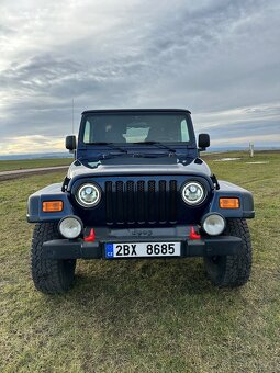 Jeep wrangler 4,0 L 6v , 6 kvl. Manual - 2