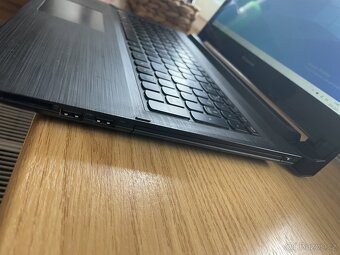 Prodám dotykový notebook Lenovo Flex 2-15 - 2