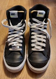 NIKE Boty Blazer Mid '77 DA4651 001 - NOVÉ - 2