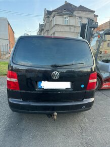 VW Touran 2.0 TDi na ND 7míst - 2