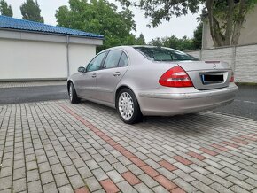 Mercedes-Benz E500 4matik - 2