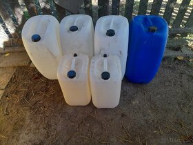 ,60 L plast.kanystr ,voda,benz.nafta - 2