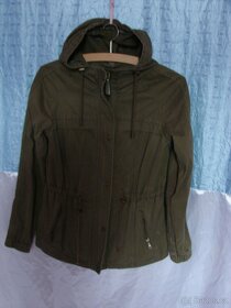 Zelená  khaki parka na podzim vel.XS,zn.cropp, - 2