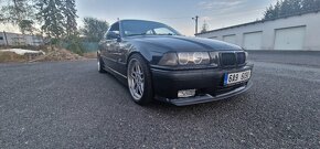 Bmw e36 coupe 330i - 2