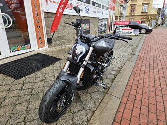 Benelli 502c, laděný výfuk MIVV, po servisu, najeto 1.100 km - 2