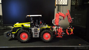 Lego Technic CLAAS XERION 5000 TRAC VC 42054 - 2