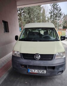 Volkswagen transporter 77kw 9 míst - 2