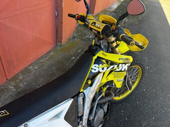 Suzuki rmz 250 - 2