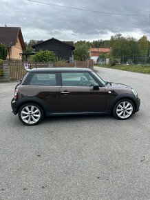 Mini Cooper ONE - 2