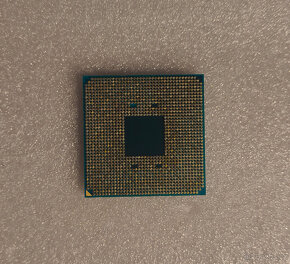 AMD Ryzen 3 2200G | AM4 | 3.70GHz | RX Radeon Vega 8 - 2