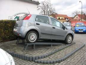 Fiat Punto 1,2i-48 kW, 69.000,-Kč - 2