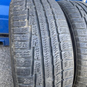 Zimní pneu 205/45 R17 88V Nokian 5,5-6mm - 2