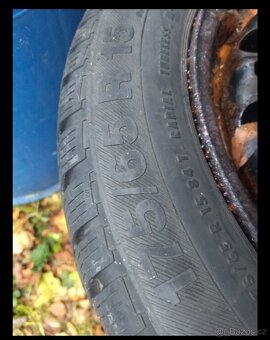 Zimní pneu s disky 175/65r15 - 2