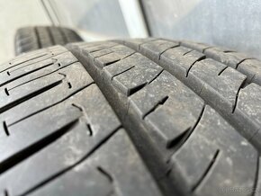 Michelin Agilis 235/65 R16C 115/113 R letní pneu - 2