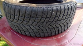 Prodám zimní pneu Bridgestone 205/55 R16 - 2