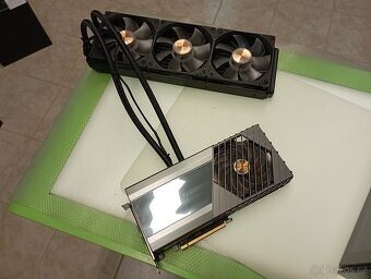 Radeon RX 6950 XT LE GAMING OC 16G SAPPHIRE TOXIC - 2