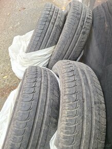 4x PNEU  195/65 R15 - 2