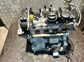 Audi A3 8Y0 motor 1.5TGI DHF - 2