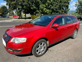 Volkswagen Passat B6 2.0 TDi MODEL 2007 MOŽNO NA SPLÁTKY - 2