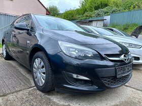 Opel Astra J sedan TURBO - 2