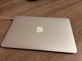 Apple MacBook Air 11" Early 2014 - 2