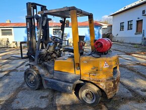 Vysokozdvižný vozík NISSAN TCM 3T Benzin+LPG - 2