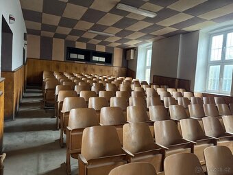 Staré kino lavice, sklopné sedačky - 2