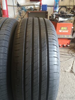 Sada letních pneu 215/55/17.Goodyer. - 2