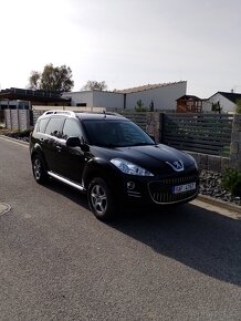 Peugeot 4007 2.2 HDi 115kw 4x4 vybava platinum - 2