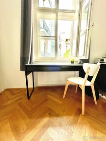 pracovní stůl IKEA + židle - 2