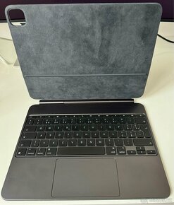 Apple Magic Keyboard pro iPad Pro 13" (M4) - CZ - černá - 2