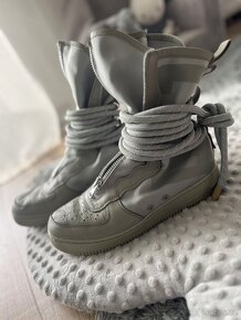 Pánské Nike Air Force 1 High Sage 43 - 2