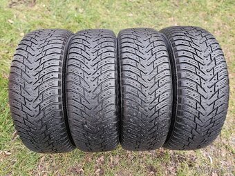 4x Zimní pneu Nokian Hakkapeliitta 8 - 245/70 R16 XL - 90% - 2