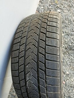 4x PNEUMATIKY, 215/50 R18, zimní - 2