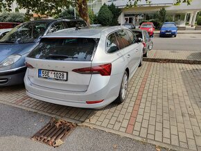 ŠKODA OCTAVIA combi Style Plus 2,0 TDI 110 kW 7°DSG Záruka - 2