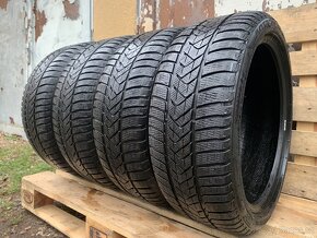 4ks 245/40/19 Pirelli Sottorezo 2017/98V/zimní 7m - 2