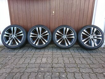 Originální alu kola Mercedes A+B+CLA 5x112 Letní 225/45/18 - 2