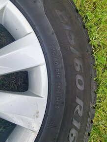 Zimní sada CASTOR 215/60 R16 6,0J ET43 - 2