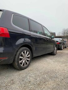 VW Sharan 2,0 tdi 103 kw r.v. 2012 TZ 2200 kg 7 míst - 2