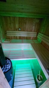 Venkovni sauna s pristreskem 2x2m - 2